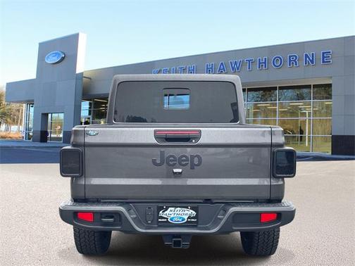 2025 Jeep Gladiator Nighthawk