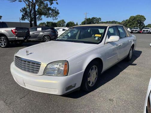 White Lightning 2005 Cadillac DeVille Base