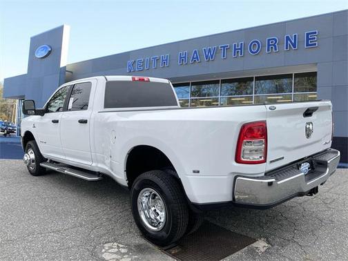 2024 RAM 3500 Big Horn Crew Cab 4x4 8' Box