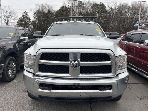 2018 RAM 2500 Tradesman Crew Cab 4x4 6'4' Box