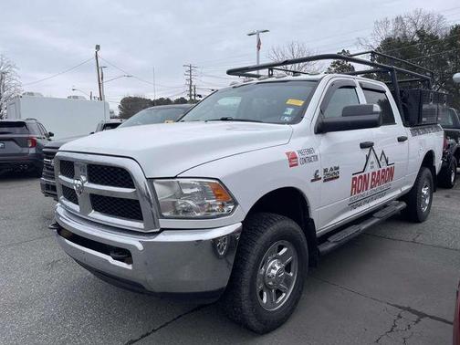 2018 RAM 2500 Tradesman Crew Cab 4x4 6'4' Box