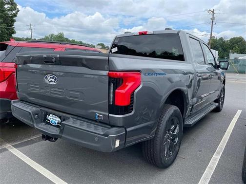 2025 Ford F-150 Lightning Flash