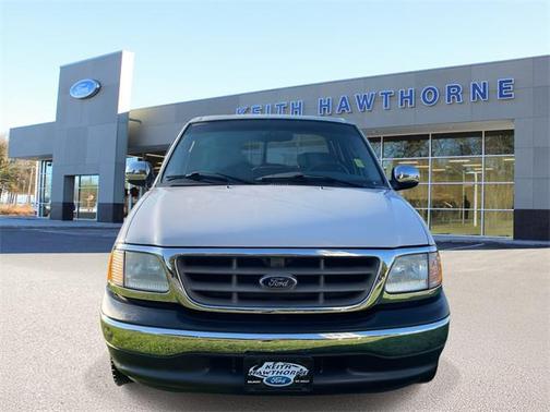 2002 Ford F-150 XLT SuperCrew