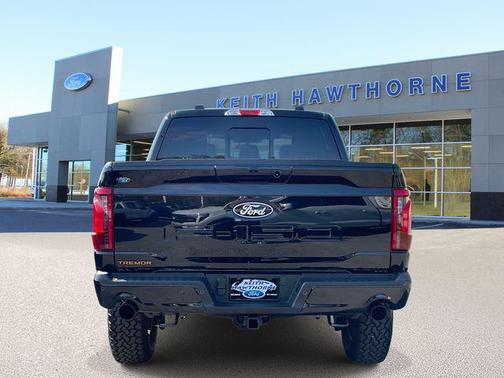 Agate Black Metallic 2026 Ford F-150 Tremor