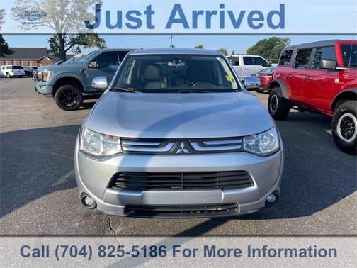 2014 Mitsubishi Outlander SE