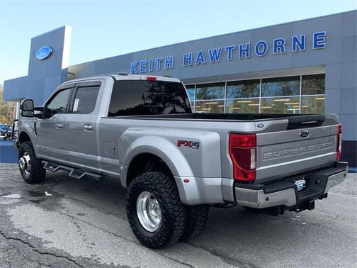 2022 Ford F-350 Lariat