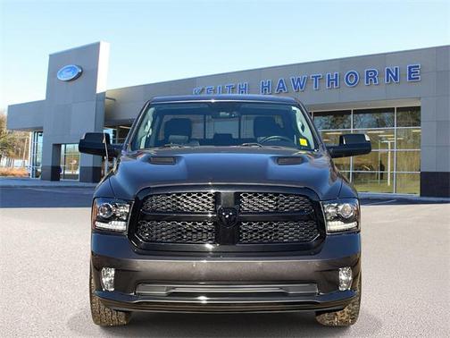 2017 RAM 1500 Night Crew Cab 4x4 6'4' Box
