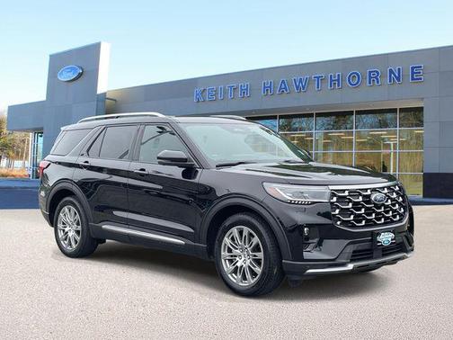 Agate Black Metallic 2025 Ford Explorer Platinum