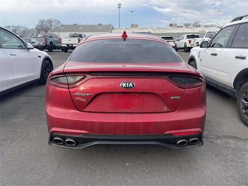 2019 Kia Stinger Base