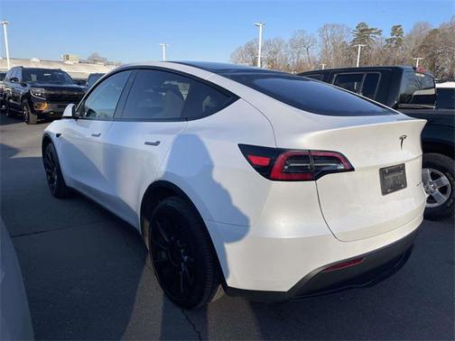 2023 Tesla Model Y Long Range Dual Motor All-Wheel Drive