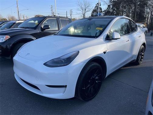 2023 Tesla Model Y Long Range Dual Motor All-Wheel Drive