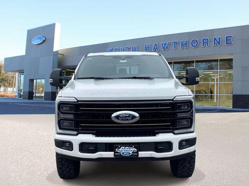 Star White Metallic Tri-Coat 2026 Ford F-250 Platinum