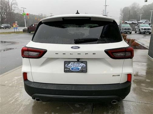 2025 Ford Escape ST-Line Select