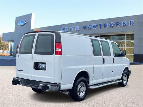 2024 Chevrolet Express 2500 RWD 2500 Regular Wheelbase WT