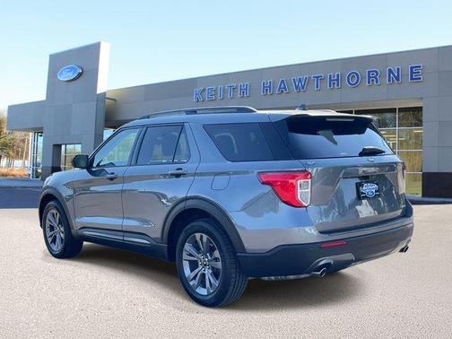 Carbonized Gray Metallic 2021 Ford Explorer XLT