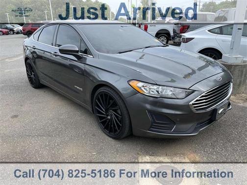 2019 Ford Fusion Hybrid SE
