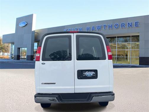 2024 Chevrolet Express 2500 RWD 2500 Regular Wheelbase WT