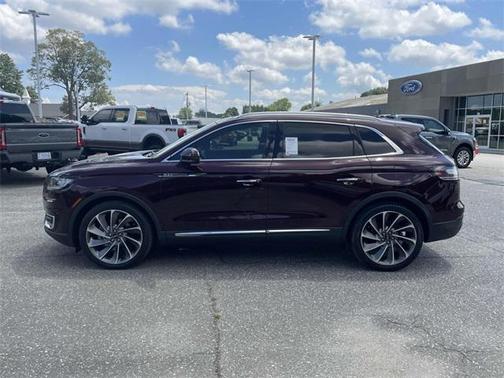 2019 Lincoln Nautilus Reserve