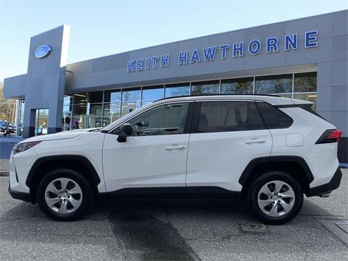 2020 Toyota RAV4 LE