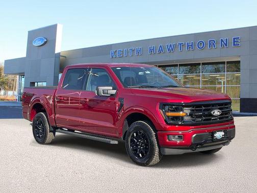 Ruby Red Metallic Tinted Clearcoat 2026 Ford F-150 XLT