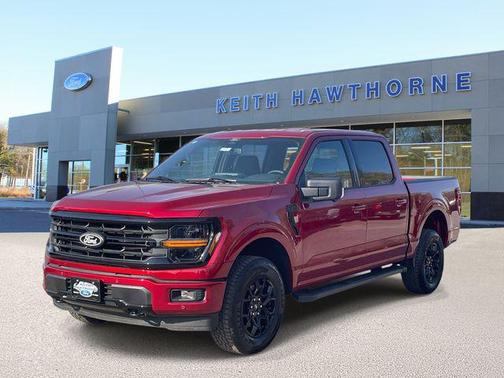 Ruby Red Metallic Tinted Clearcoat 2026 Ford F-150 XLT