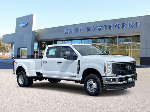 Oxford White 2026 Ford F-350 XL