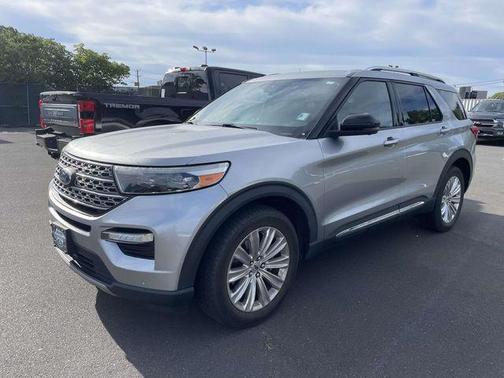 Iconic Silver Metallic 2020 Ford Explorer Limited