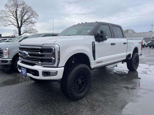 2025 Ford F-350 Platinum