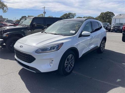 2022 Ford Escape SEL