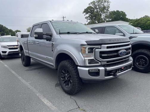 Iconic Silver Metallic 2022 Ford F-350 Lariat