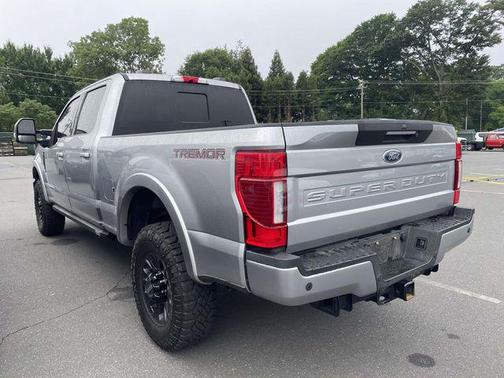 Iconic Silver Metallic 2022 Ford F-350 Lariat
