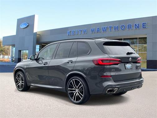 2023 BMW X5 M50i