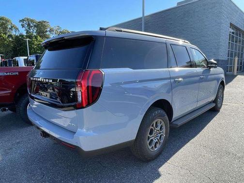 Gray 2026 Ford Expedition Max Active 4x4