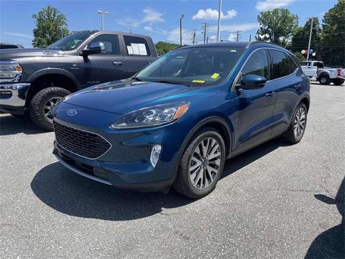 2020 Ford Escape Titanium