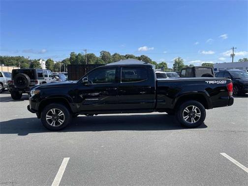 2016 Toyota Tacoma TRD Sport