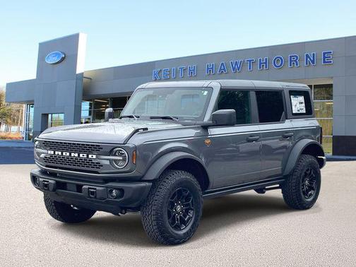 Carbonized Gray Metallic 2026 Ford Bronco Badlands