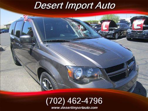 Granite Pearlcoat 2019 Dodge Grand Caravan GT