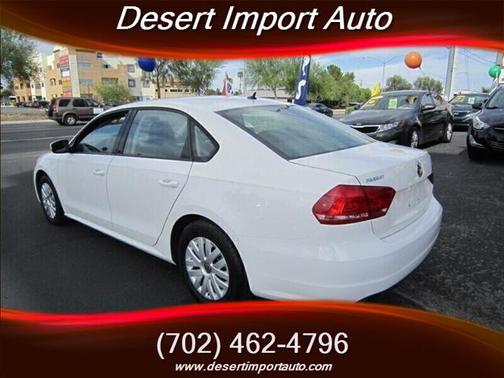 2015 Volkswagen Passat 1.8T Auto S