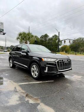 Mythos Black Metallic 2022 Audi Q7 55 Premium