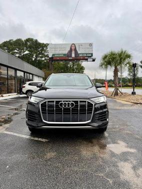 Mythos Black Metallic 2022 Audi Q7 55 Premium