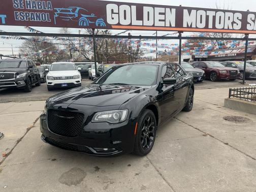2019 Chrysler 300 S