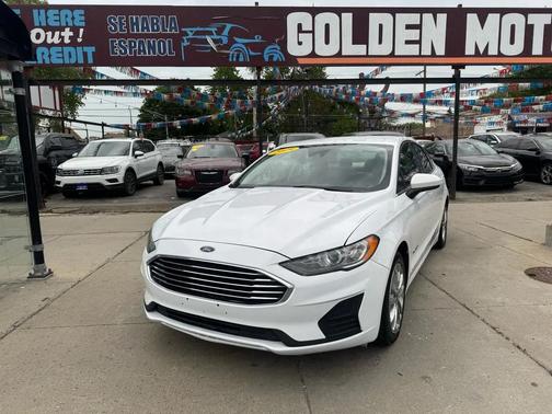 Oxford White 2019 Ford Fusion Hybrid SE