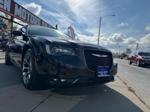 2016 Chrysler 300 S