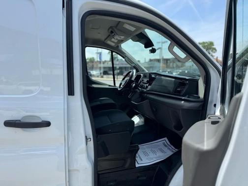 Oxford White 2023 Ford Transit-350 Base