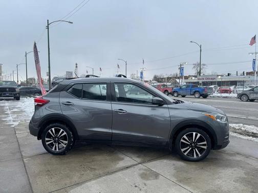 2020 Nissan Kicks SV