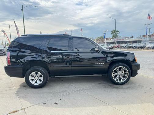 2013 Cadillac Escalade Premium