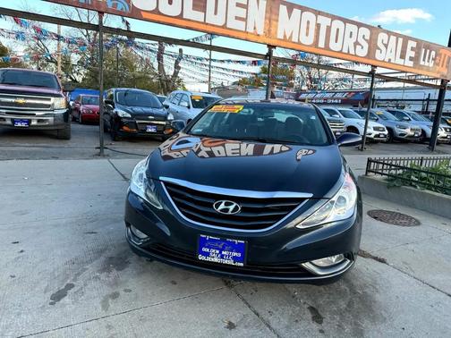 2013 Hyundai SONATA GLS