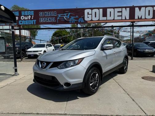 Brilliant Silver 2017 Nissan Rogue Sport SV