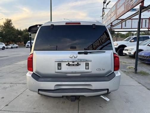 Silver Indulgence 2006 INFINITI QX56 Base
