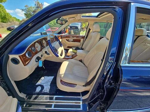 2001 Bentley Arnage 